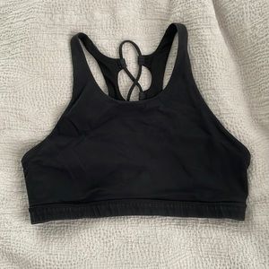 Lululemon sports bra size 8